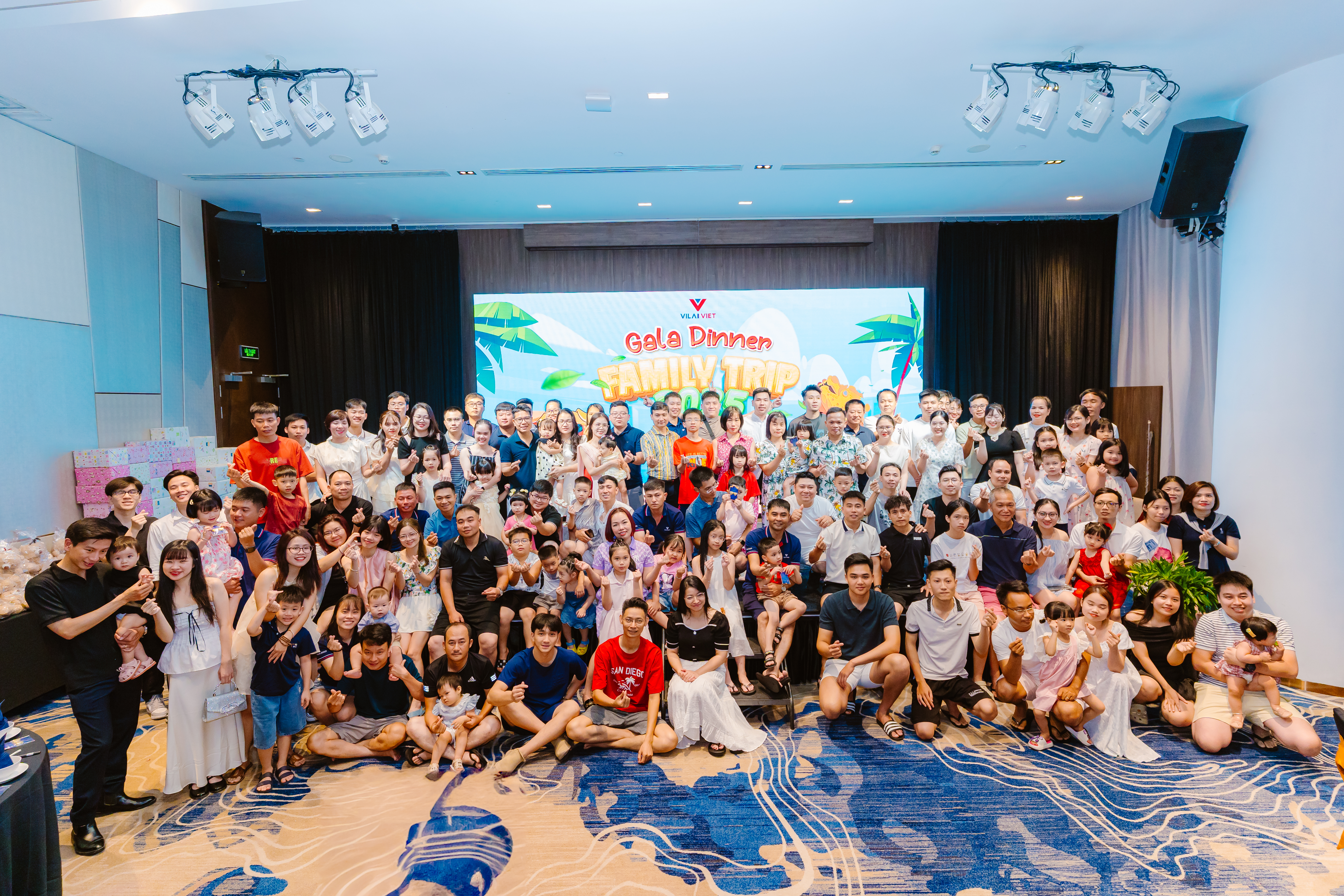 Tập thể Vilai Việt trong chuyến du lịch hè Family Trip 2025